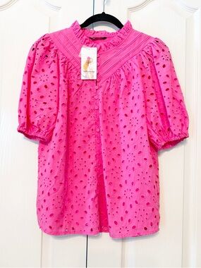 Pretty Garden Bright Pink Eyelet Puff-Sleeve Women’s Top Size Small NWT